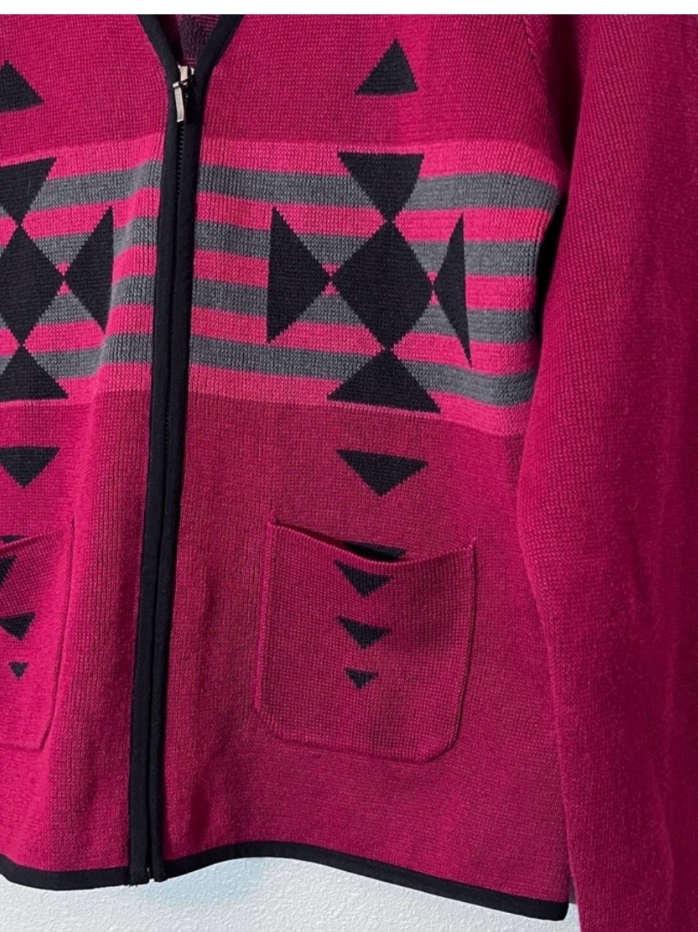 Woolrich Women's Magenta Zip-Front Aztec Western Knit Cardigan Sz M - Picture 4 of 7